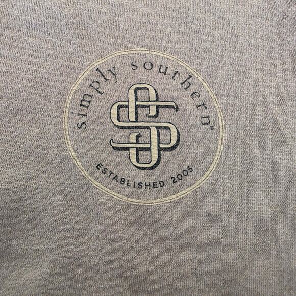 Simply Southern "Be Comfortable in Your Own Shell" Tee Shirt Size Medium - Picture 3 of 7